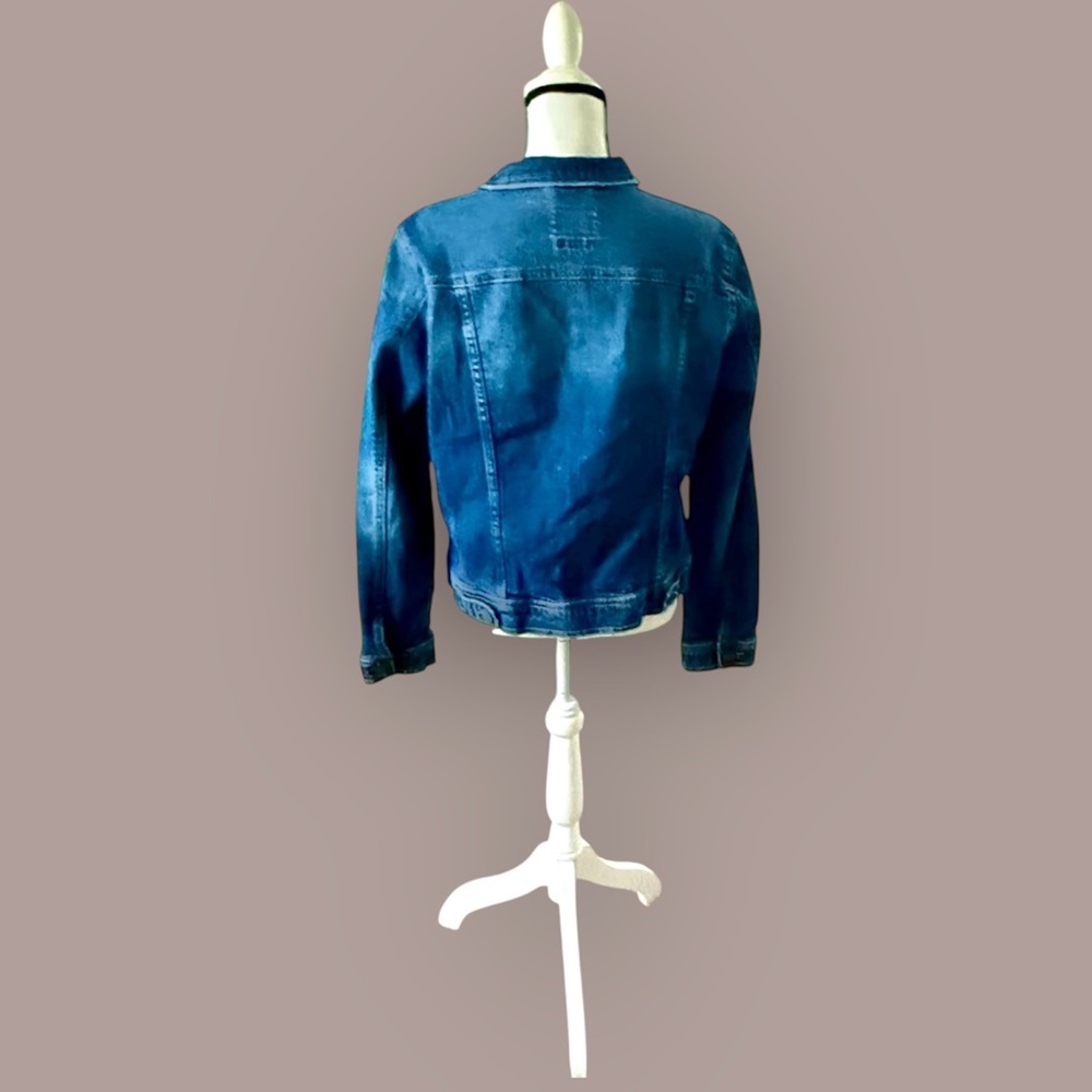 Euc! Universal Thread Freeborn Wash Denim Jacket - image 6